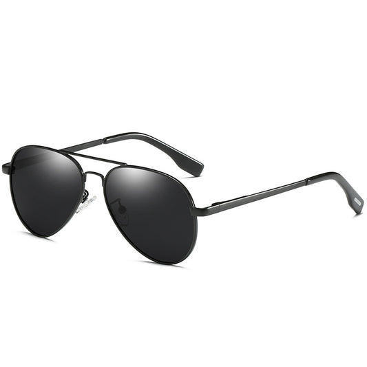 Unisex polarized sunglasses with UV400 protection in modern lightweight design