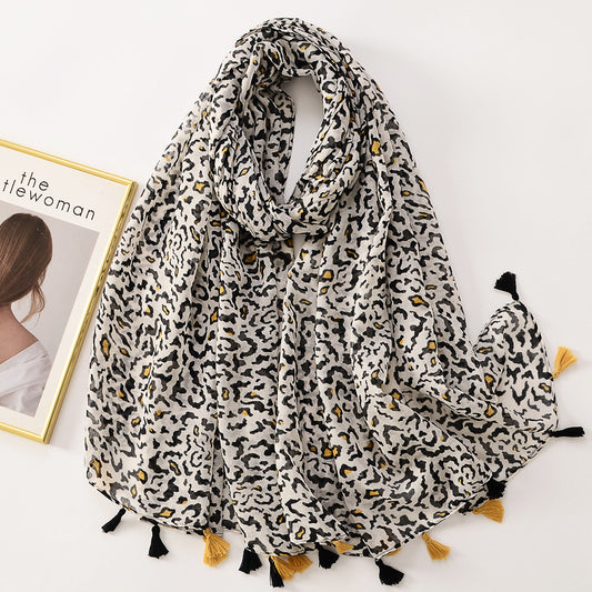 Lightweight Printed Fashion Scarf.