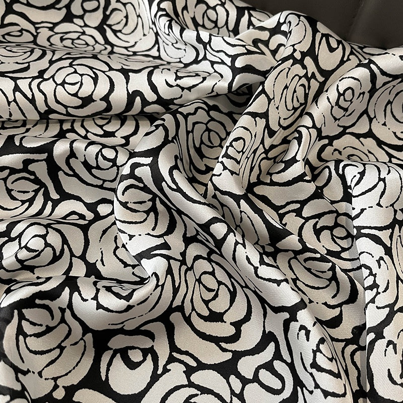 Silk-Feel Printed Square Scarf – Elegant 70x70cm Fashion Neck & Hair Accessory.